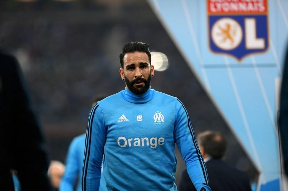 Fundaşul francez Adil Rami a semnat cu Fenerbahce