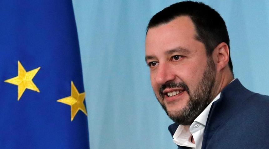 Italia a interzis unui vas german de salvare a migranţilor să pătrundă &icirc;n apele teritoriale