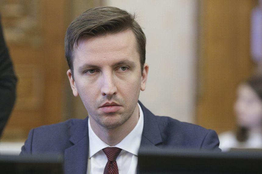 Fostul ministru al Comunicaţiilor Augustin Jianu se retrage din PRO Rom&acirc;nia, dar spune că răm&acirc;ne &icirc;n continuare "un simpatizant al lui Victor Ponta"