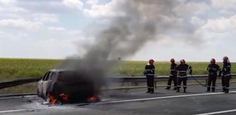 Imaginile groazei! Șofer mort pe A2 după ce mașina i-a luat foc! Alte șapte mașini s-au ciocnit (FOTO)