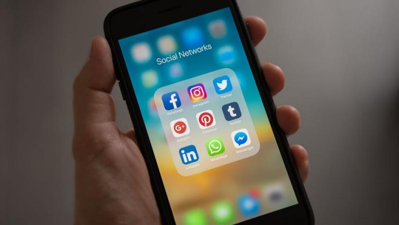 Facebook a luat decizia de a schimba numele Instagram și Whatsapp! Cum vor fi găsite aplicațiile în App Store și Play Store