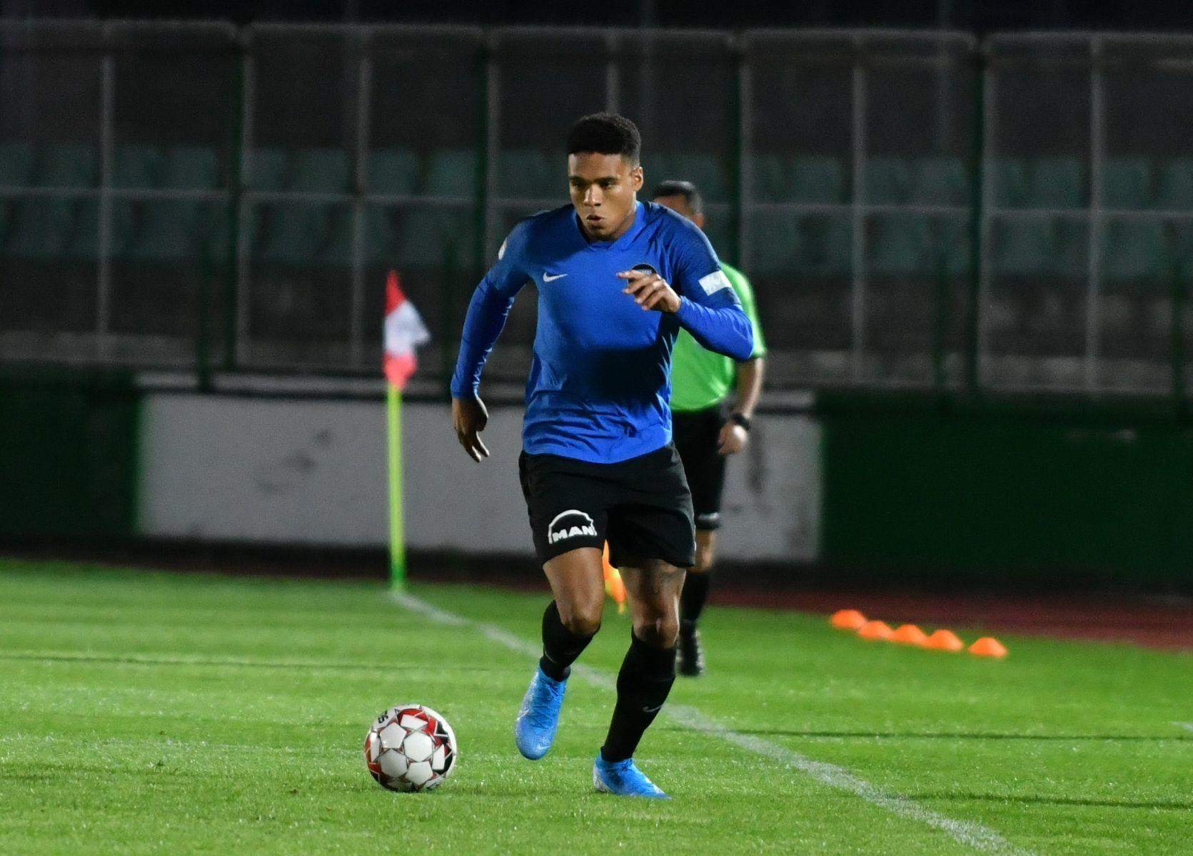 Fundașul Viitorului, Bradley de Nooijer a fost operat de apendicită