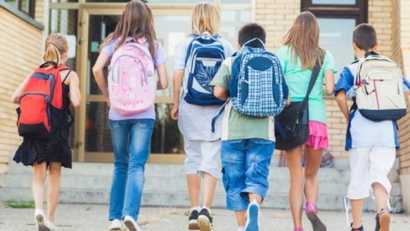 C&acirc;nd &icirc;ncepe școala, de fapt! Ministrul Turismului, declarație de ultimă oră! &bdquo;Este important să avantajăm ambele tabere&rdquo;