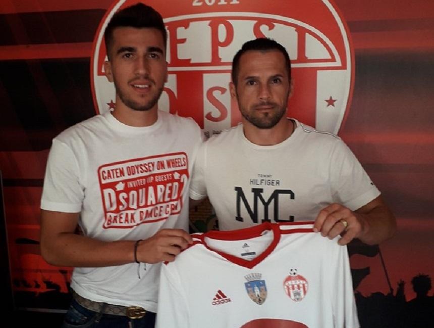 Sepsi l-a achiziţionat pe mijlocaşul Ronaldo Deaconu. Este al 16-lea transfer al echipei din Sf&acirc;ntu Gheorghe