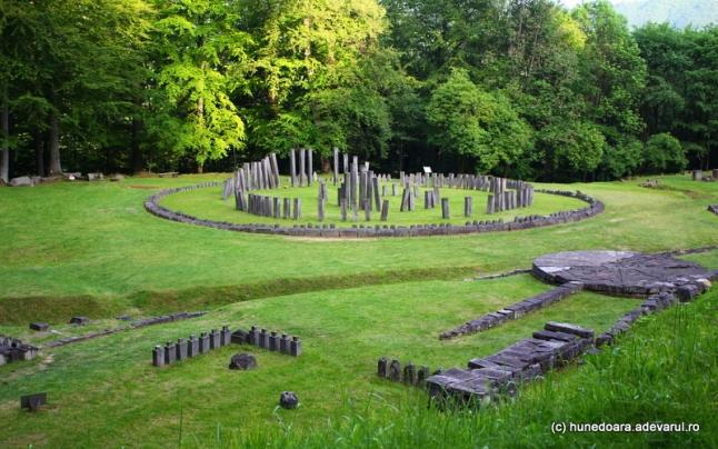Ultimă oră! Deces la Sarmizegetusa! Un paznic a murit lovit de fulger! Alte două persoane au fost rănite