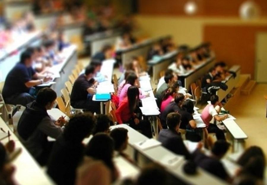 Cazare și masă gratuite pentru acești studenți, &icirc;n anul universitar 2019-2020! &Icirc;n ce condiții vor beneficia de această facilitate