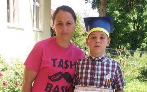 Copil mort de tetanos la Suceava după ce doctorii l-au trimis acasă cu o rețetă! „Mama e vinovată. Nu a zis că e înţepat în talpă“