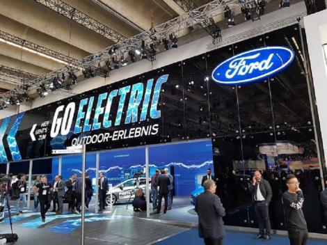 Ford Motor va lansa în acest an opt vehicule electrice pe piaţa din Europa
