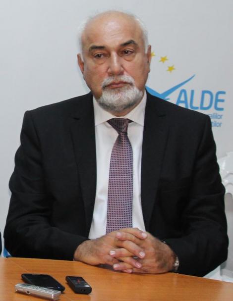 Varujan Vosganian: Teodor Meleşcanu, din punct de vedere moral şi politic, şi-a pierdut legitimitatea de a fi membru ALDE. Ceea ce a făcut a stupefiat şi consternat