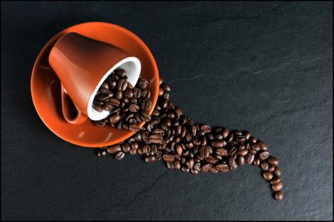 3 rețete inedite de cafea pentru dimineți pline de savoare