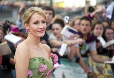 J.K. Rowling a donat 15,3 milioane de lire sterline unui centru din Edinburgh care sprijină cercetarea sclerozei multiple