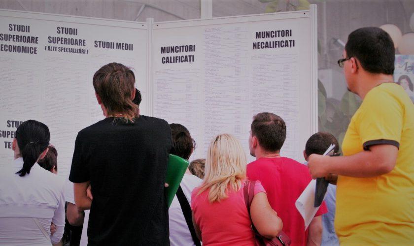 Aproape 30.000 de locuri de muncă, la stat, cu salarii majorate, scoase la concurs &icirc;n toată țara