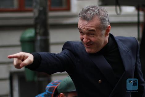 Becali: Astăzi se face cântar şi cine are mai mult de două kile în plus nu joacă