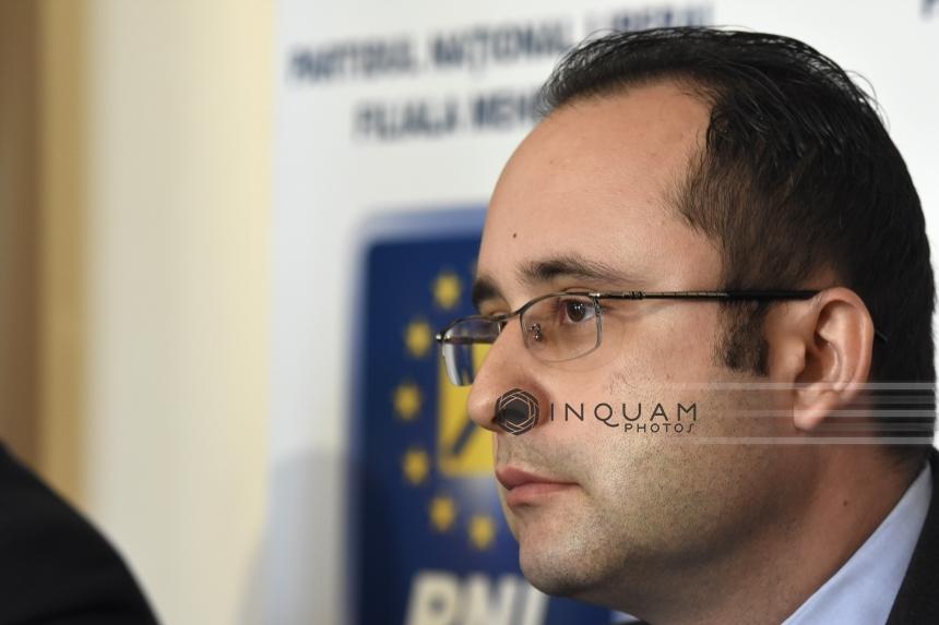 Cristian Buşoi: Este foarte grav că Viorica Dăncilă se &icirc;ncăpăţ&acirc;nează să răm&acirc;nă &icirc;n afara cadrului constituţional din această ţară