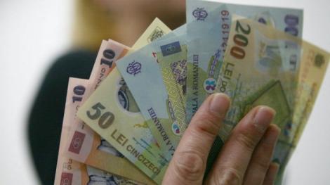 Banii românești pot fi purtători de Covid-19 pentru că sunt din plastic: "Sunt cei mai murdari din lume și transmit cele mai rezistente virusuri"