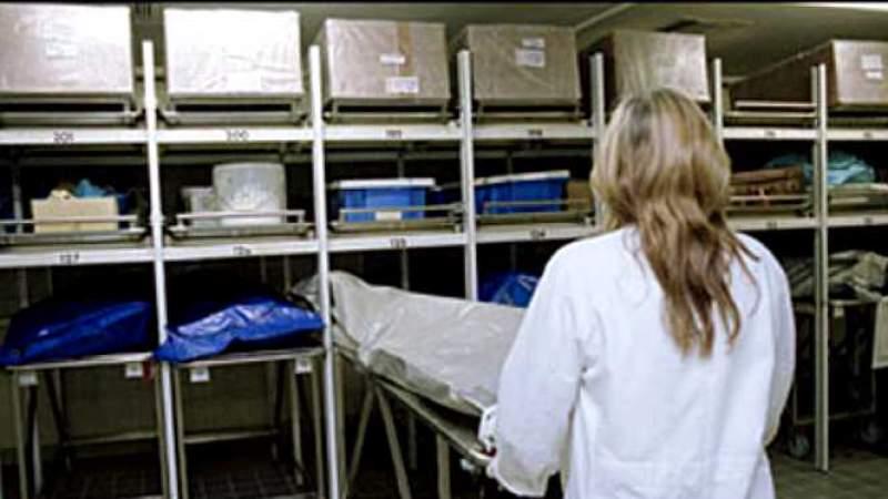 Studiu: Cadavrele se mișcă după un an de la deces. Care sunt cauzele