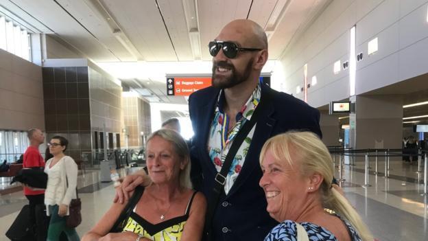 Tyson Fury: Am avut peste 40 de cusături, am c&acirc;ştigat 5.000 de lire sterline la cazinou şi acum sunt gata pentru războiul cu Deontay Wilder