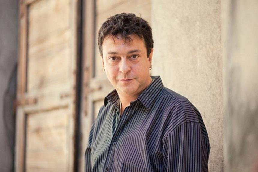 Trupul ne&icirc;nsufleţit al regizorului Alexandru Darie va fi depus vineri la Teatrul Bulandra. &Icirc;nmorm&acirc;ntarea va avea loc duminică la Cimitirul Bellu