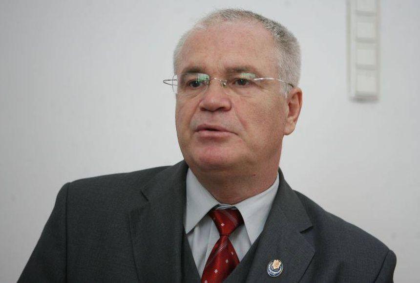 Nicolicea: Este bine că &icirc;n funcţiile de conducere europene, funcţiile importante europene să fie c&acirc;t mai mulţi rom&acirc;ni