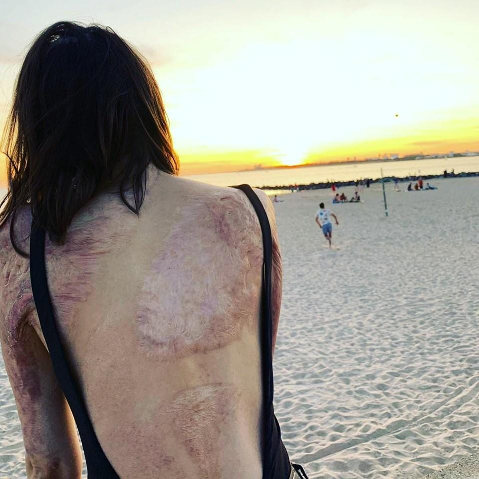 &rdquo;Salut, bătr&acirc;nă prietenă! Nu m-a mai durut nimic. &Icirc;ți mulțumesc, dragă Mare!&rdquo;