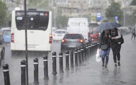 Vreme ca de final de noiembrie! ANM, informare meteo de ultim moment: Ploi și frig în toată ţara