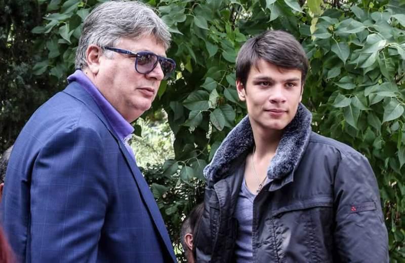 C&acirc;t a plătit, de fapt, Gino Iorgulescu pentru ca fiul lui să fie tratat &icirc;n străinătate! Transferul &icirc;n Italia l-a costat o avere