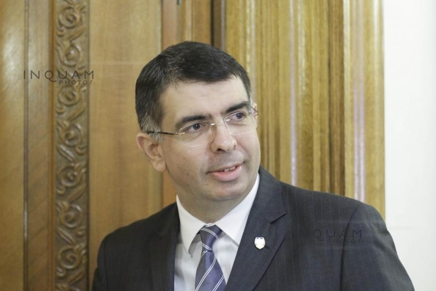 Senatorul Robert Cazanciuc cere interzicerea suspendării pedepsei pentru ucidere din culpă &icirc;n cazul şoferilor care au condus băuţi, drogaţi sau fără permis