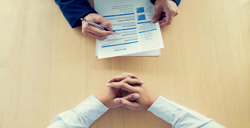 De ce să nu minți &icirc;n CV: 5 motive să nu te dai &icirc;n petec c&acirc;nd aplici pentru un job