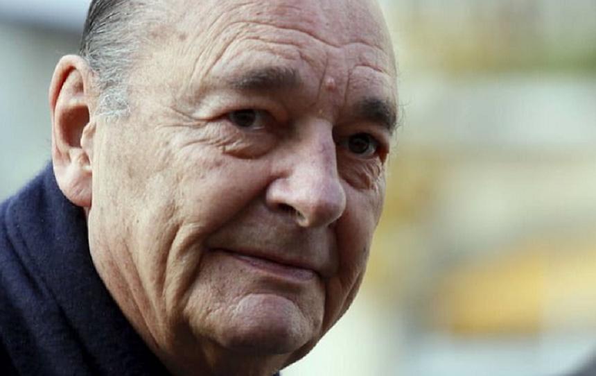 Un minut de reculegere &icirc;n memoria fostului preşedinte Chirac pe toate stadioanele din Franţa