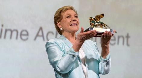 Julie Andrews, recompensată cu Leul de Aur onorific: Mă consider binecuvântată pentru că mi-am dedicat viaţa profesională artei cinematografice