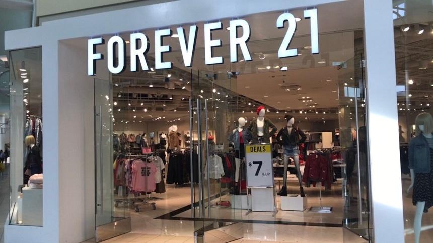 Brandul de modă Forever 21 a solicitat protecţia faţă de creditori &icirc;n SUA; majoritatea magazinelor din Europa şi Asia vor fi &icirc;nchise