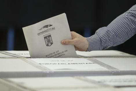 Autoritatea Electorală: 20.040 de persoane, înregistrate pentru votul prin corespondenţă la alegerile prezidenţiale; înscrierea ar putea fi prelungită până în 15 septembrie