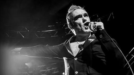 Apel la boicot pentru concertul britanicului Morrissey, acuzat de rasism