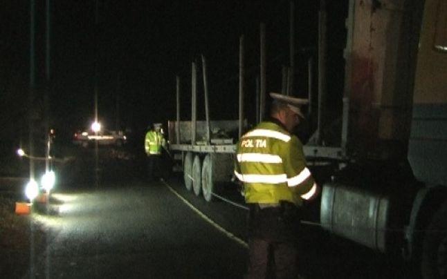 Accident deosebit de grav pe pe drumul naţional Buzău &ndash; Ploieşti. Un camion a zdrobit un biciclist