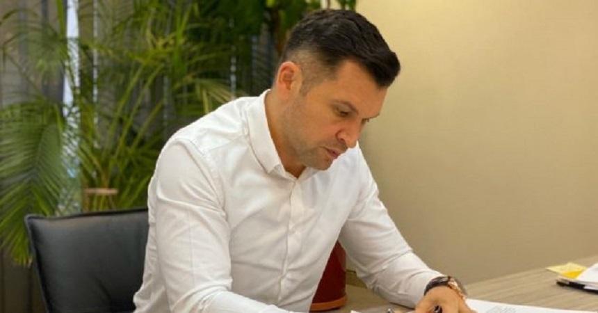 Stroe: Vom analiza lunar cum s-au cheltuit banii alocaţi de stat federaţiilor şi asta nu ar trebui să deranjeze pe nimeni