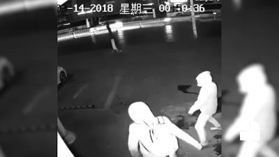 Gafa făcută de niște hoți fără experiență! Au crezut că au furat cocaină, &icirc;nsă &icirc;n cutie se afla altceva: &bdquo;au gustat din ea și au aruncat-o imediat &icirc;n mijlocul străzii&rdquo;