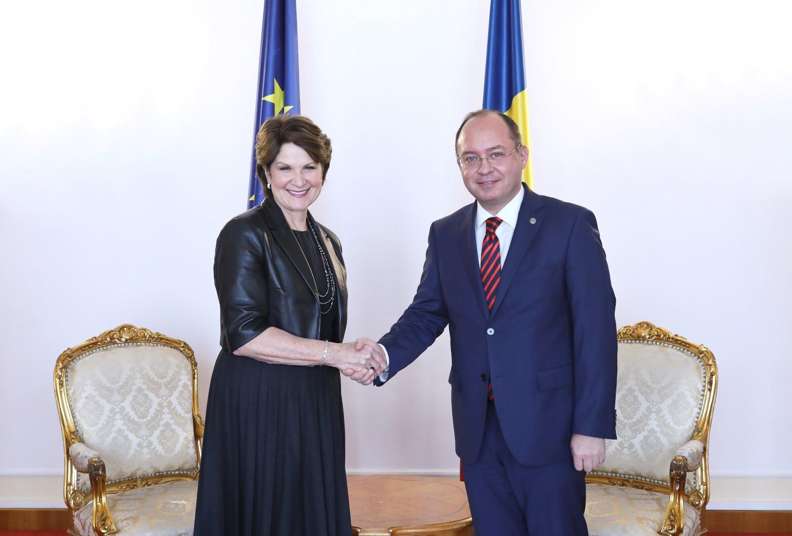 &Icirc;nt&acirc;lnire &icirc;ntre Bogdan Aurescu şi preşedintele Lockheed Martin Corporation, compania de produse şi servicii militare cu cele mai mari v&acirc;nzări la nivel mondial/ Dezvoltarea de proiecte comune, cu accent pe noile tehnologii, pe agenda discuţiilor