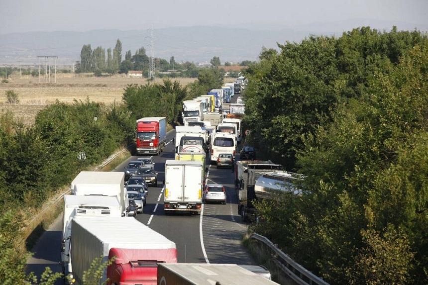 Transportatori rom&acirc;ni: Europa cu două viteze &icirc;ncepe să fie legalizată prin adoptarea unui pachet de măsuri restrictive