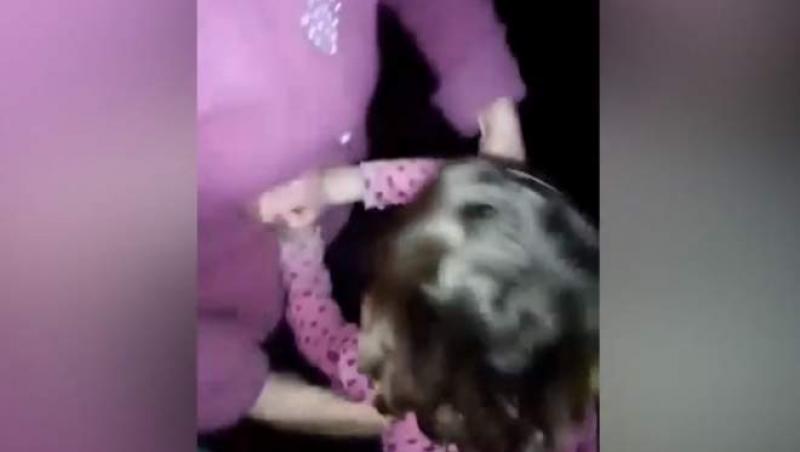 Drama fetiței din Galați continuă! Bătută de mamă și aruncată în frig să înghețe, a primit o nouă lovitură din partea familiei
