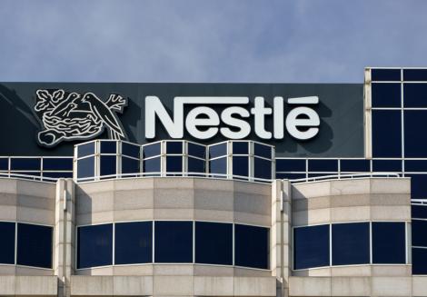 Nestlé investeşte două miliarde franci elveţieni şi lansează un fond de investiţii în inovaţie pentru ambalaje