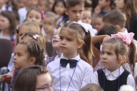 Gata! Școala românească trece la un alt nivel! Inventează copii! Caz incredibil în Dolj! „Le mai trebuiau vreo 30!”