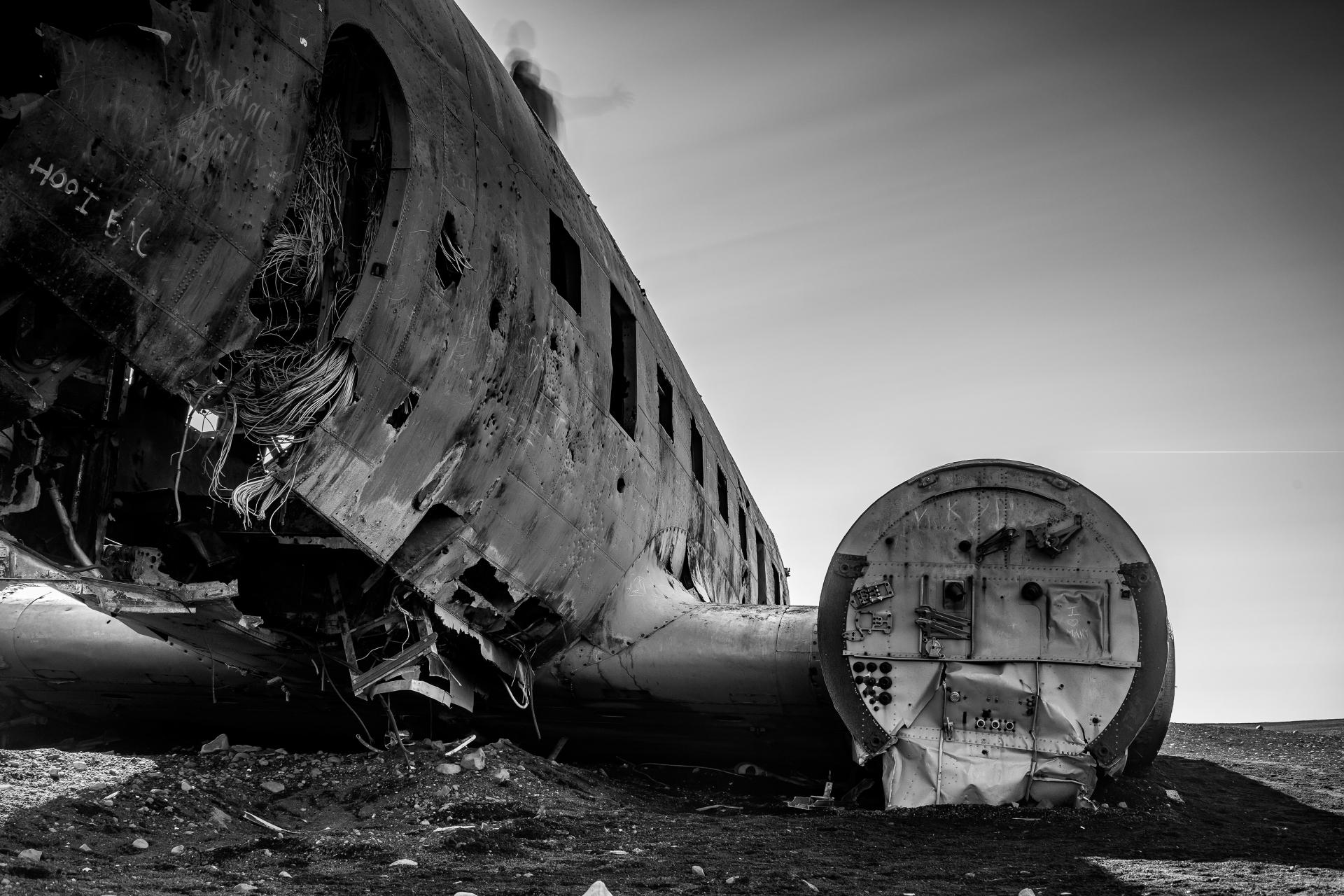 Raportul preliminar arată faptul că Iranul a tras două focuri de armă &icirc;n direcția avionului prăbușit