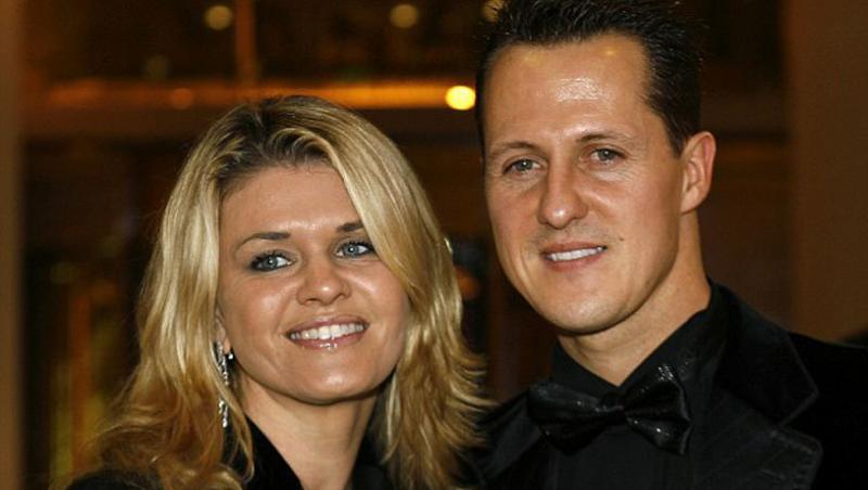 Mai multe poze cu Michael Schumacher, pe patul de spital, sunt scoase la vânzare