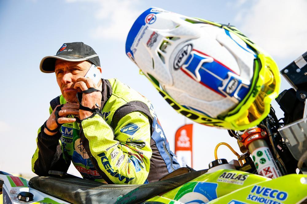 Motociclistul Edwin Straver, care s-a accidentat grav la Raliul Dakar, a &icirc;ncetat din viaţă
