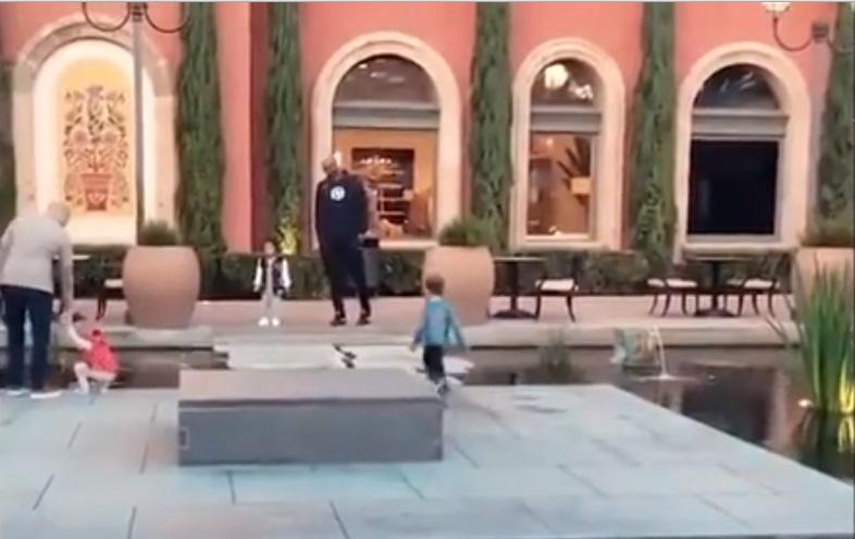 Imagini sf&acirc;șietoare cu Kobe Bryant, chiar &icirc;nainte de a muri! A dezvăluit motivul emoționant pentru care se deplasa cu un elicopter! &bdquo;Se agrava!&rdquo; - VIDEO