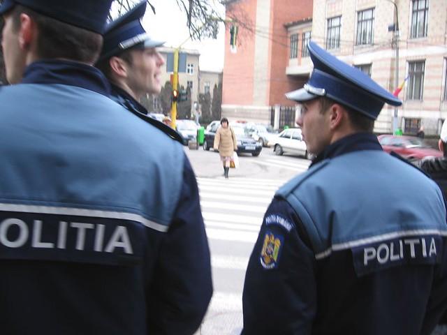 Bărbat, găsit mort &icirc;n parcarea Ministerului Muncii