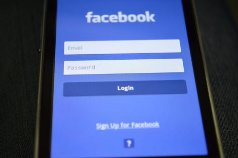 Facebook, schimbări majore: Toți utilizatorii vor putea intra în posesia anumitor date și le pot șterge definitiv