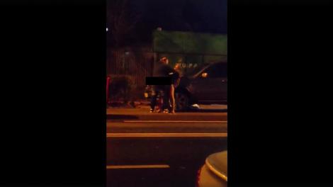Un taximetrist cu pantalonii în vine, violență extremă pe stradă, în București! A snopit în bătaie un bărbat! Atenție, imagini tulburătoare! VIDEO