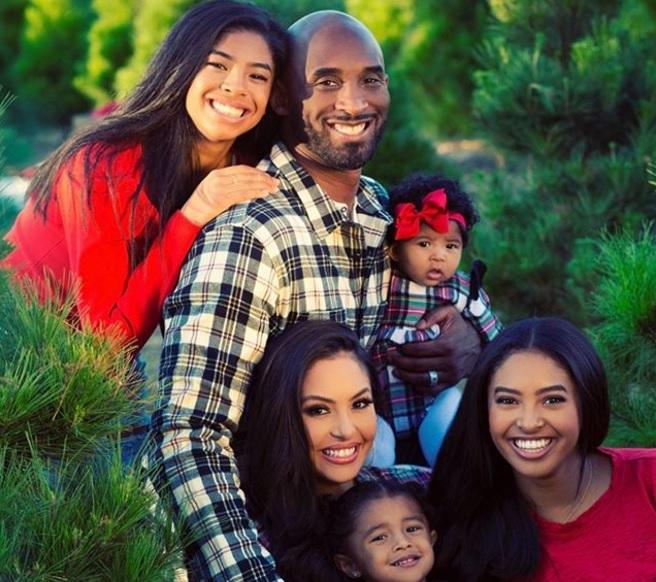 Soția lui Kobe Bryant a rupt tăcerea! Primele ei cuvinte după tragedie sunt sf&acirc;șietoare! &bdquo;Durerea e de nedescris! Vreau doar să revină, să &icirc;i str&acirc;ng &icirc;n brațe! &Icirc;i iubim veșnic!&rdquo; &ndash; FOTO