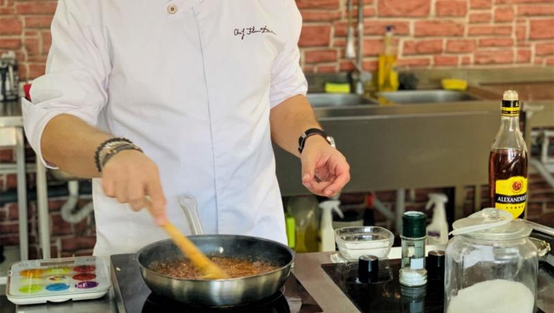 Curs de gătit cu chef Florin Dumitrescu, pentru câștigătorul aplicației „Chefi la cuțite”